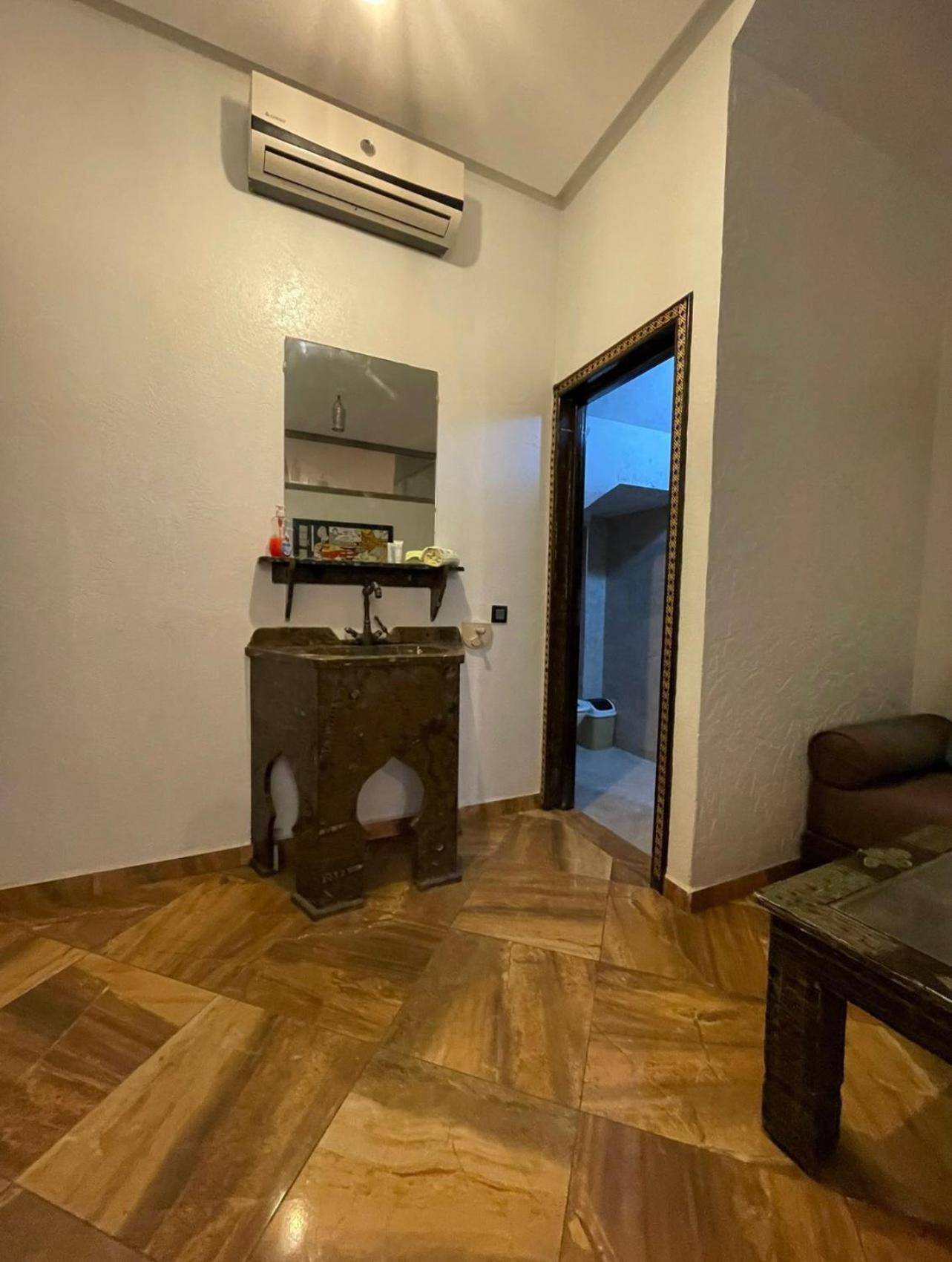 Auberge Guest House Apartment *